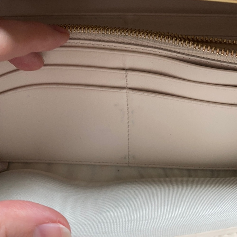Salvatore Ferragamo wallet - Picture 11 of 16